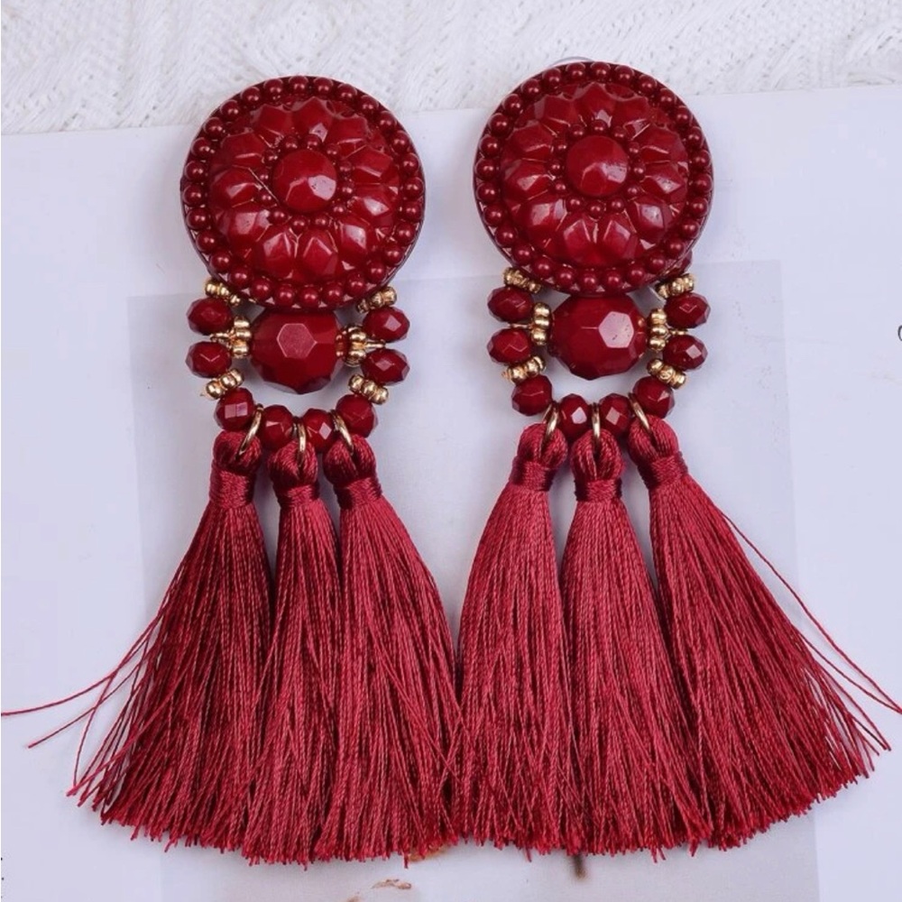 Tassel drop earrings burgundy
